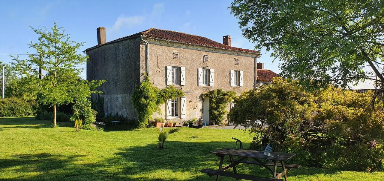 Bed and Breakfast Wisteria House Chanteloup  Exterior foto